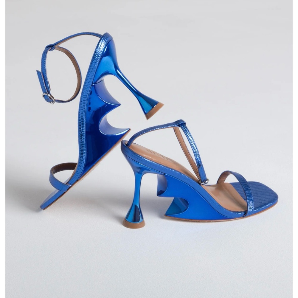 Arch Heels